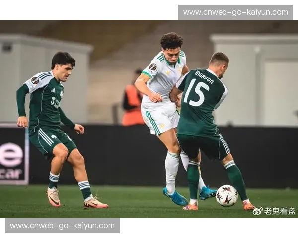 索兰克蝎子摆尾绝平曼城，热刺主场上演惊天逆转