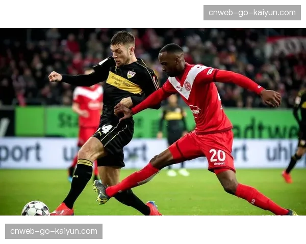 赛前发布会：斯图加特主帅强调对阵勒沃库森将坚持攻势足球